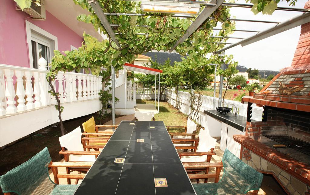 כריסי אמודיה Nereids Apartments And Studios חדר תמונה