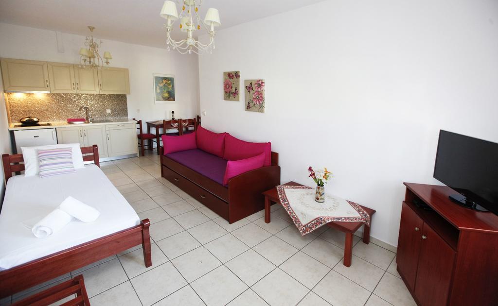 כריסי אמודיה Nereids Apartments And Studios מראה חיצוני תמונה